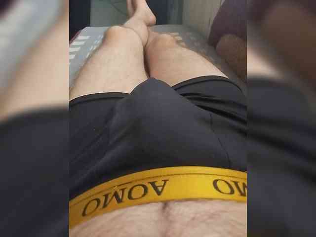 Designer012 Live Webcam on BongaCams