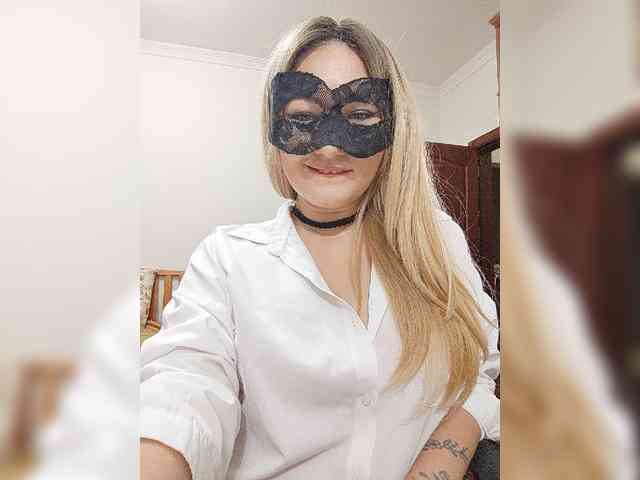 Tina555 Sex Cam Show