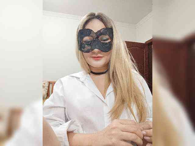 Tina555 webcam