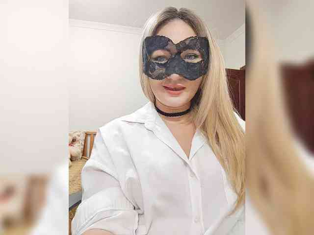 Tina555 webcam