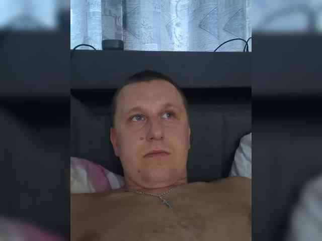 V1K1 Sex Cam Show