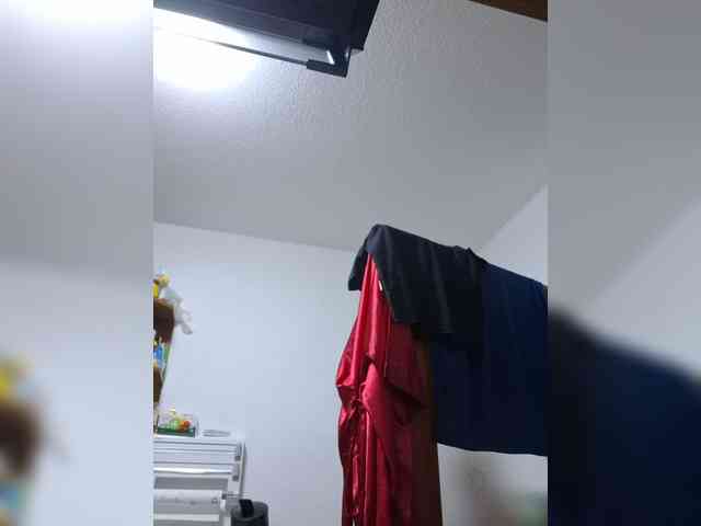 V1K1 Sex Cam Show