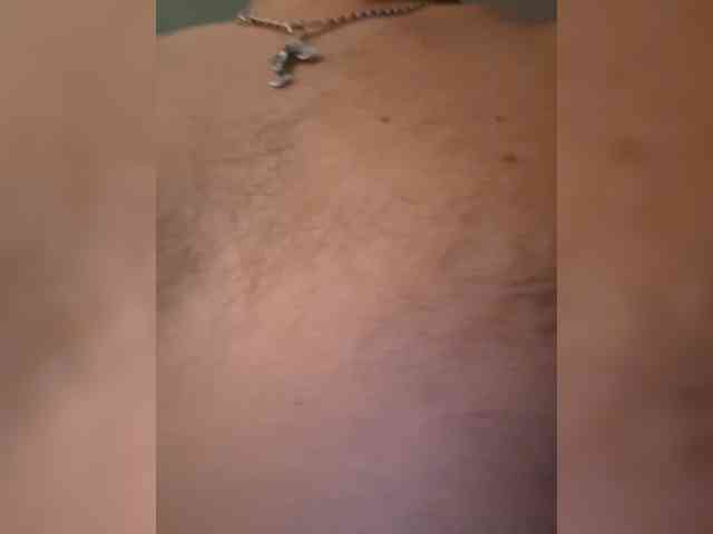 V1K1 Sex Cam Show