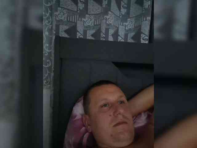 V1K1 Sex Cam Show