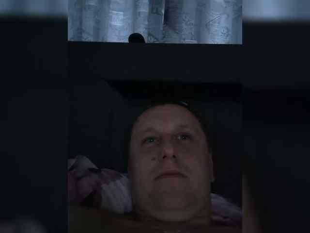 V1K1 Sex Cam Show