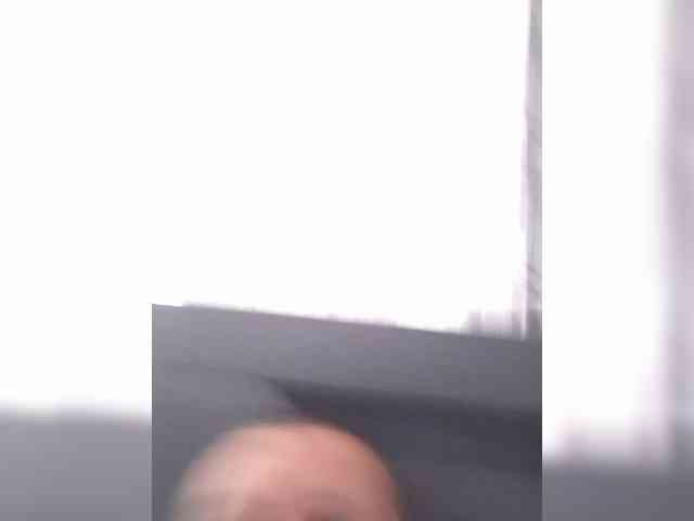 V1K1 Sex Cam Show