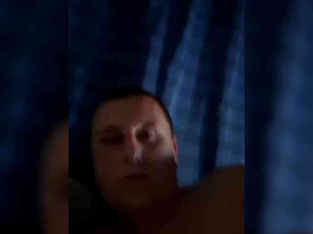 V1K1 Sex Cam Show