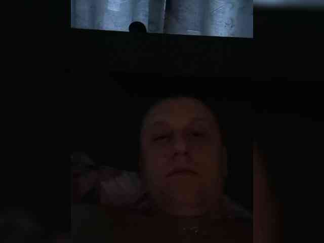 V1K1 Sex Cam Show
