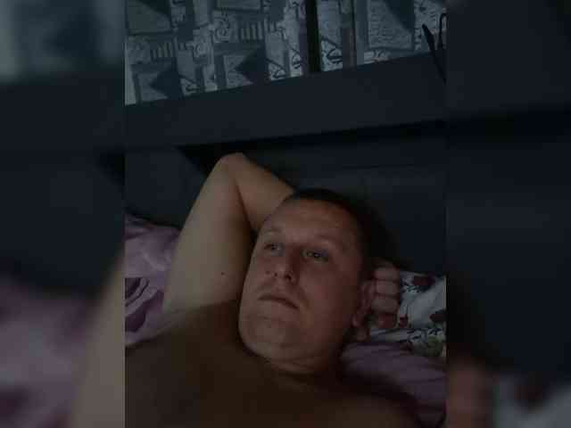 V1K1 Sex Cam Show