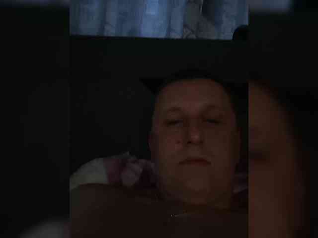 V1K1 Sex Cam Show