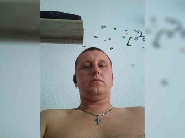 V1K1 Sex Cam Show
