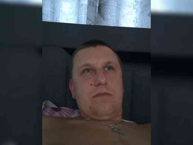V1K1 Sex Cam Show