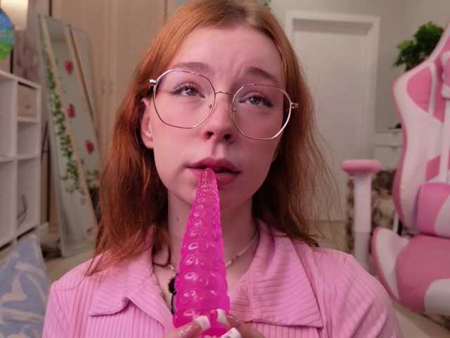 EvaMilly live cam on BongaCams