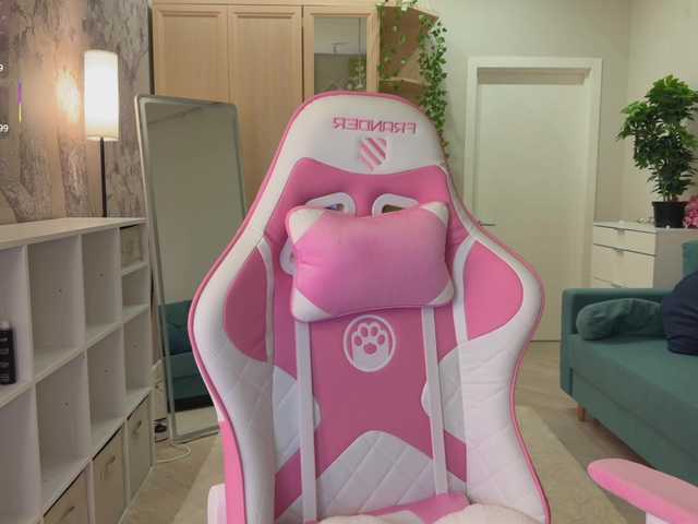 EvaMilly live cam on BongaCams