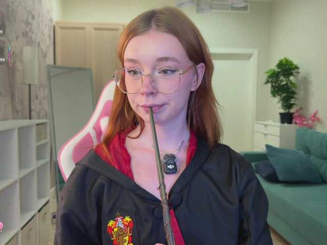 EvaMilly live cam on BongaCams
