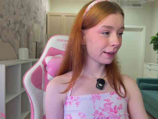 EvaMilly webcam