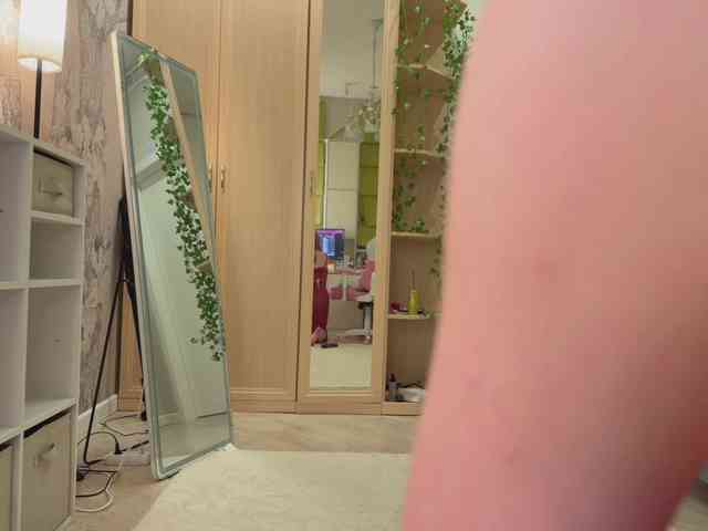 EvaMilly webcam