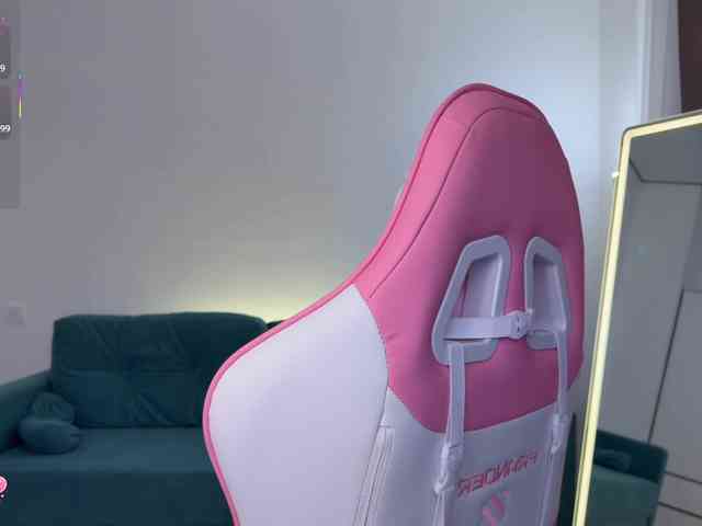 EvaMilly webcam