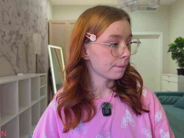 EvaMilly webcam