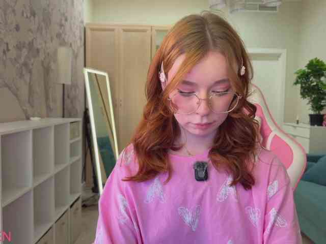 EvaMilly webcam