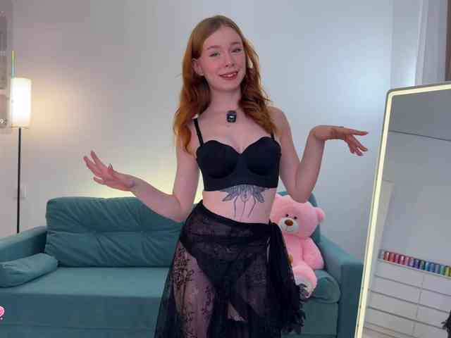 EvaMilly webcam