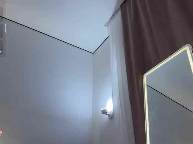 EvaMilly webcam