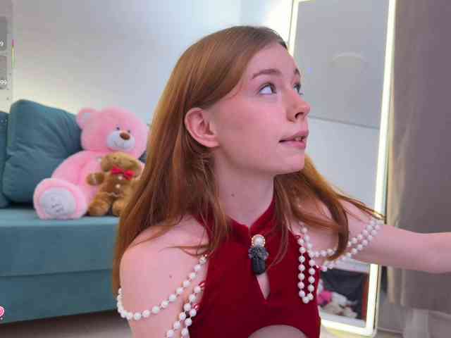 EvaMilly webcam