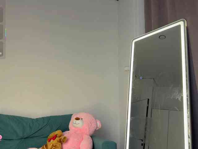 EvaMilly webcam
