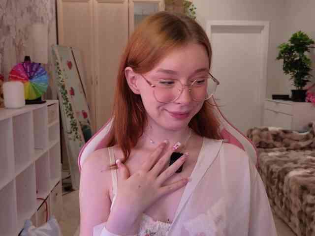 EvaMilly webcam