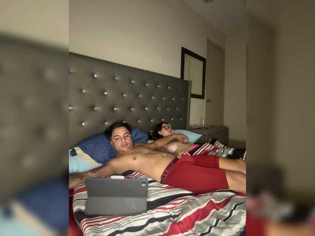 Lioners8 live webcam show