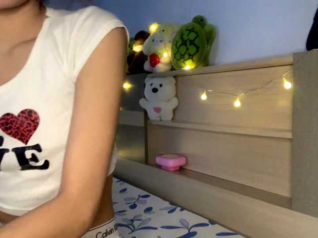 loveYouPink live cam on BongaCams