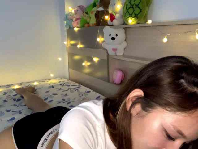 loveYouPink webcam