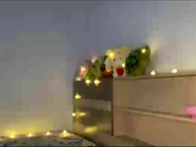 loveYouPink webcam