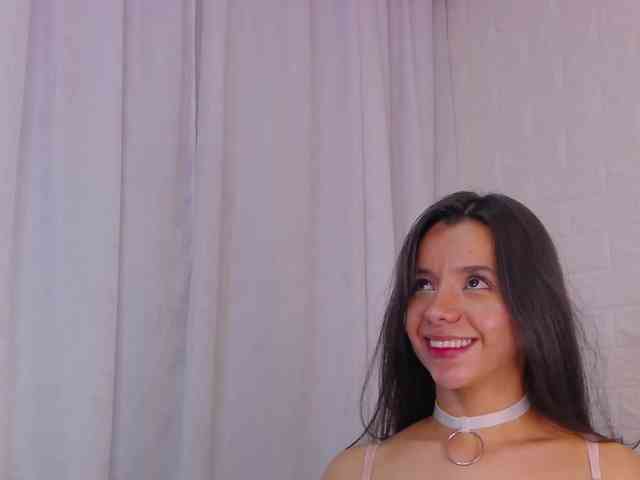 Modelo: AprilOwen
