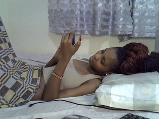 Ebonysly's Live Webcam