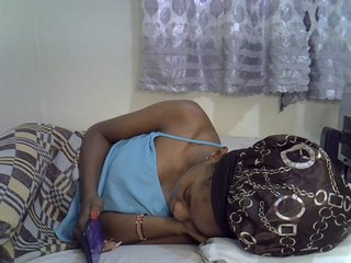 Ebonysly's Live Webcam