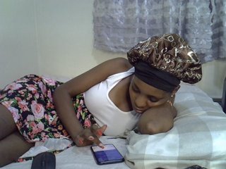 Ebonysly's Live Webcam