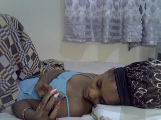 Ebonysly's Live Webcam
