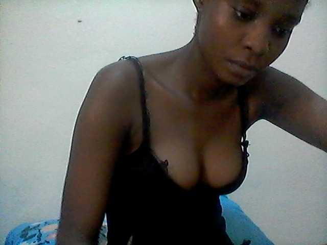 Ebonysly live cam on BongaCams
