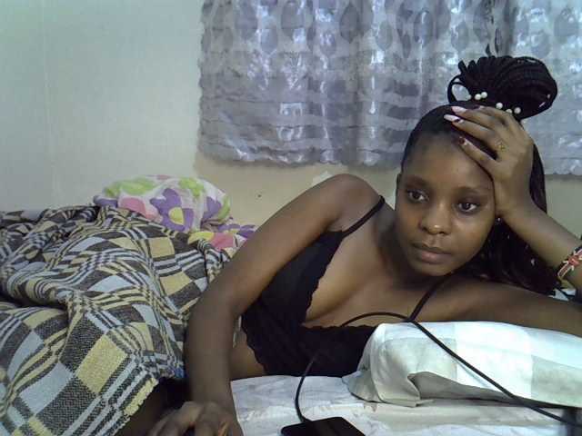 Ebonysly live cam on BongaCams