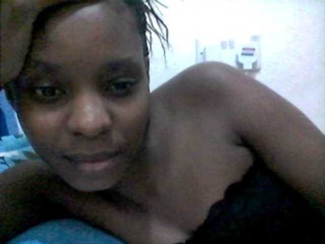 Ebonysly live cam on BongaCams