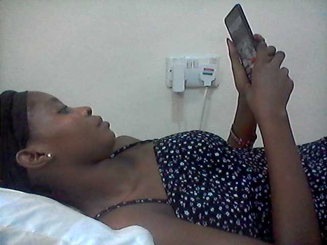 Ebonysly live cam on BongaCams