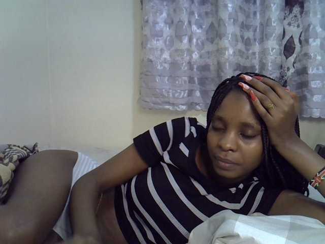 Ebonysly live cam on BongaCams