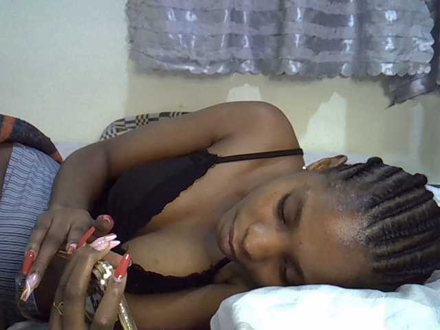 Ebonysly live cam preview