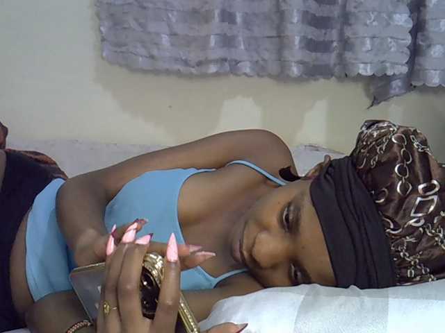 Ebonysly live cam on BongaCams