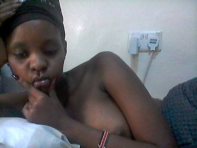 Ebonysly live cam on BongaCams