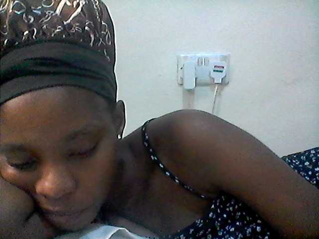 Ebonysly live cam on BongaCams