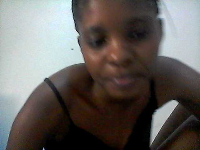 Ebonysly Live Cam on BongaCams