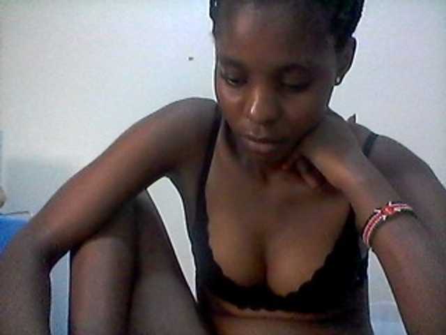 Ebonysly live cam on BongaCams