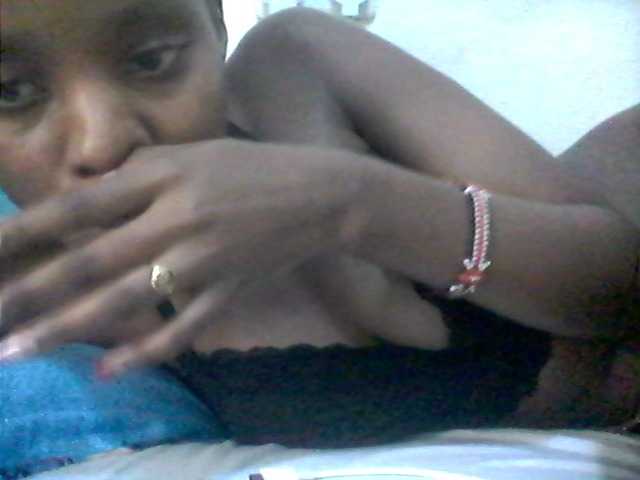 Ebonysly live cam on BongaCams